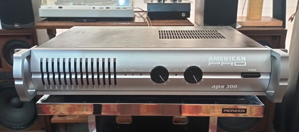 american-apx300