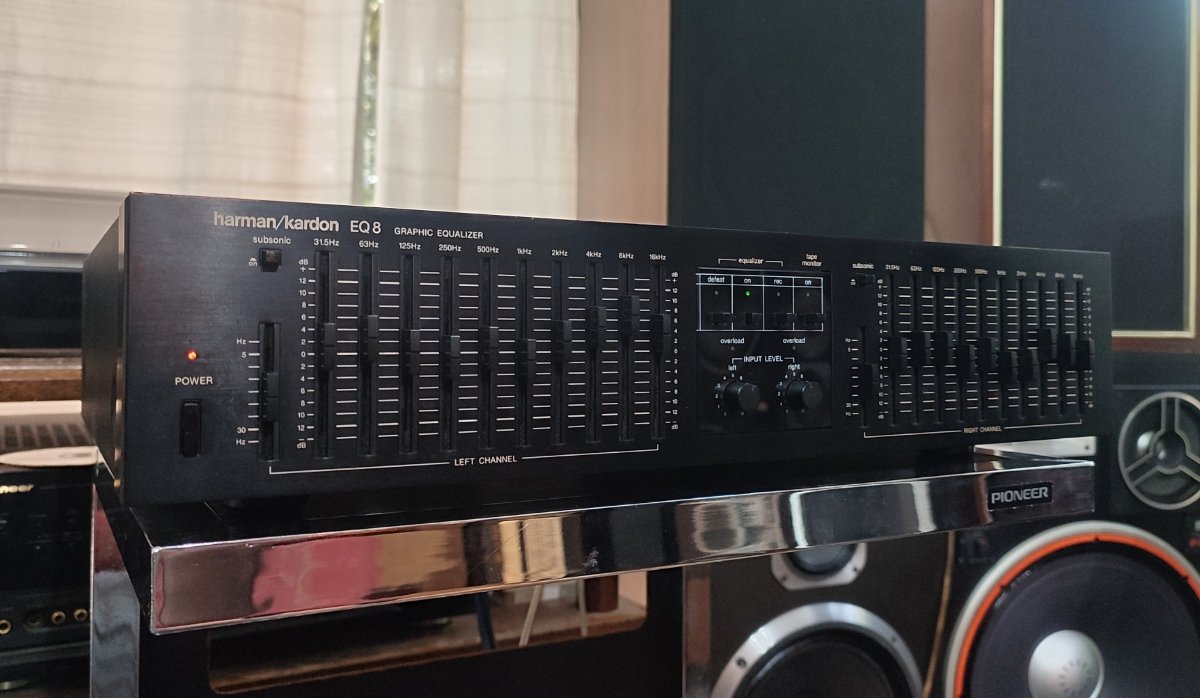 harmankardon-eq8