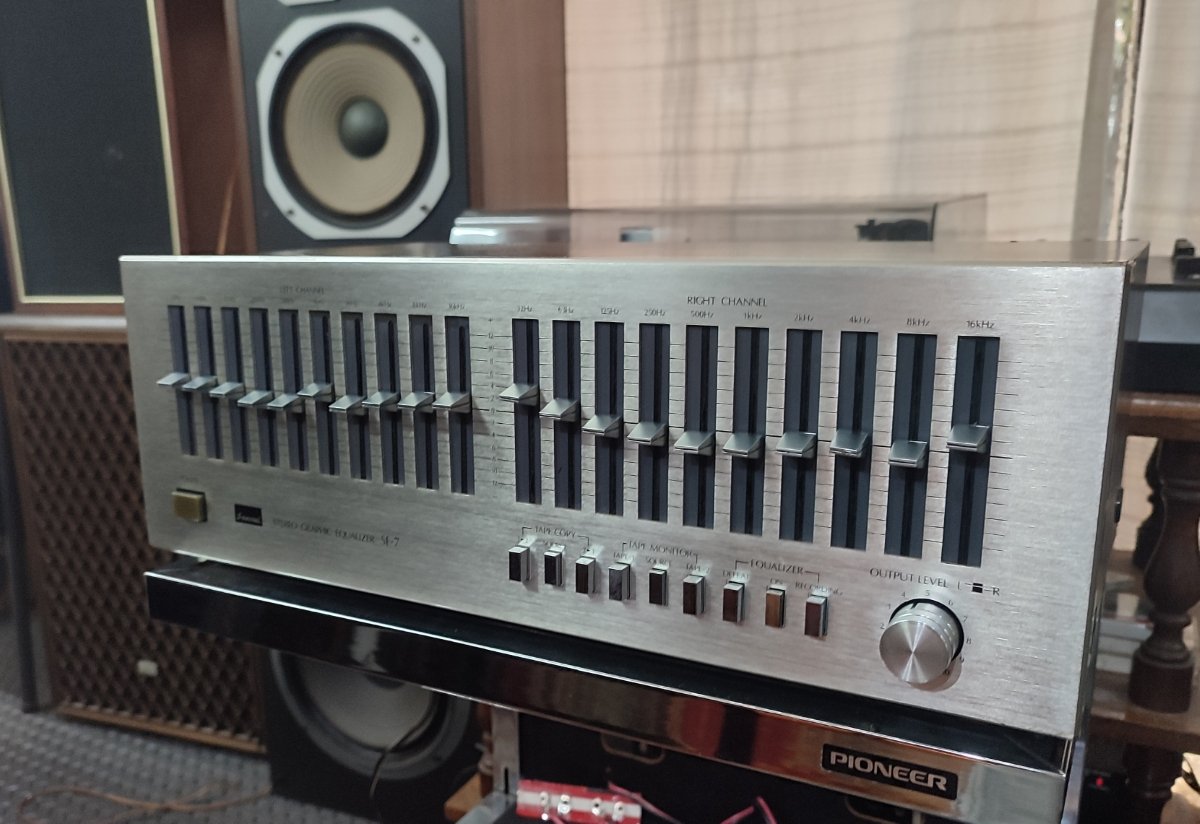 sansui-se7