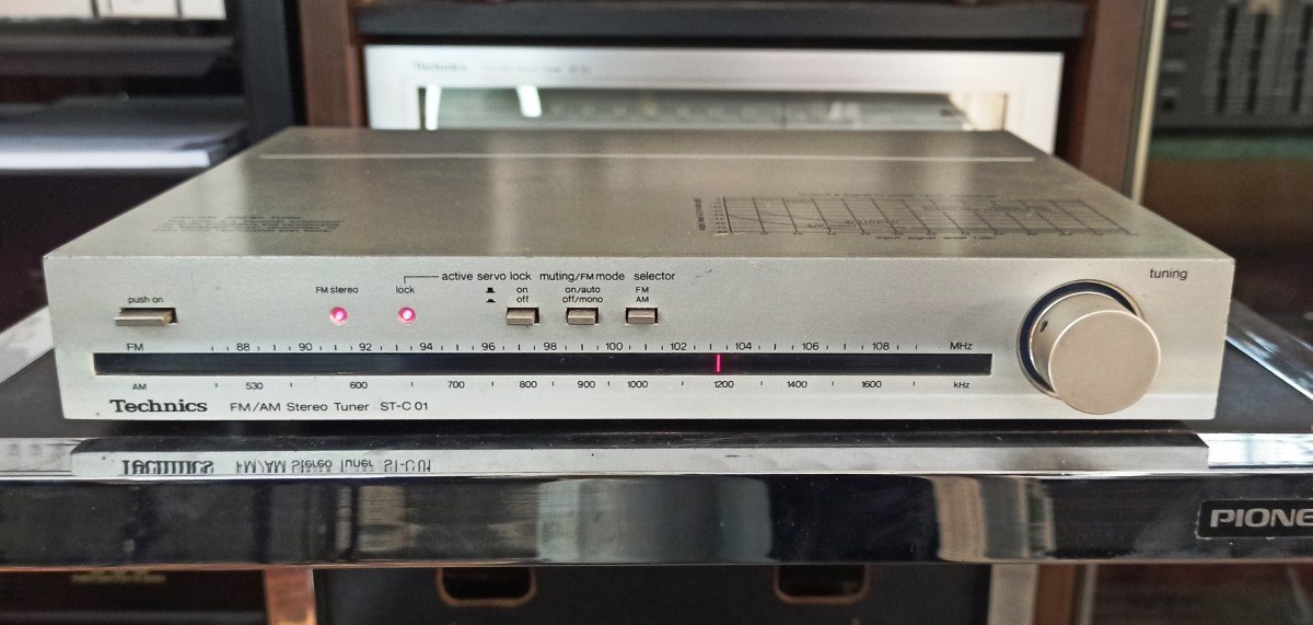 technics-stc01