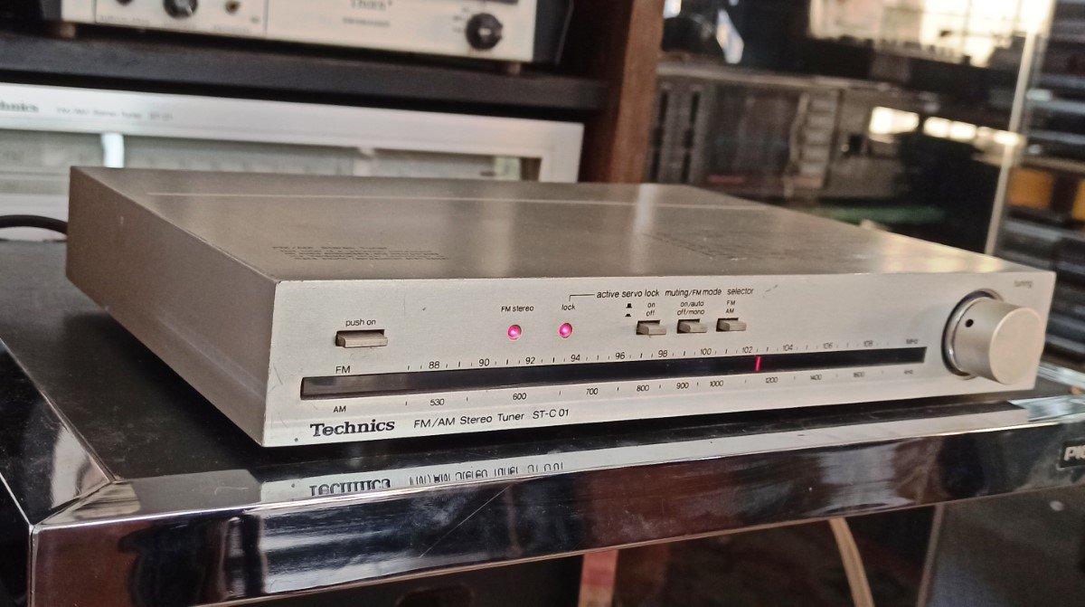 technics-stc01